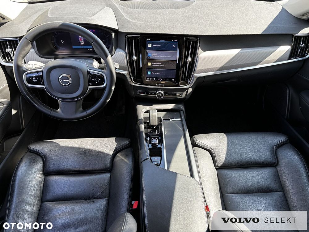 Volvo V90 Cross Country - 17