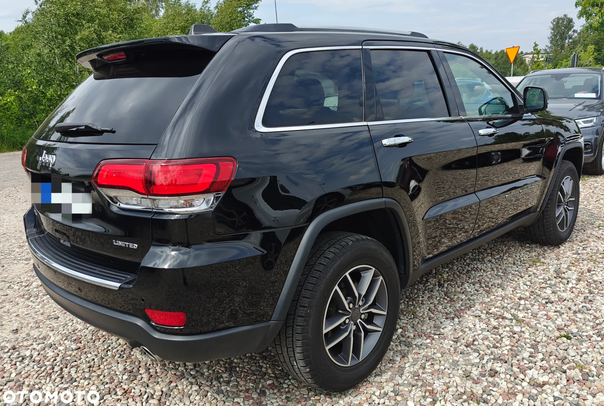 Jeep Grand Cherokee - 7