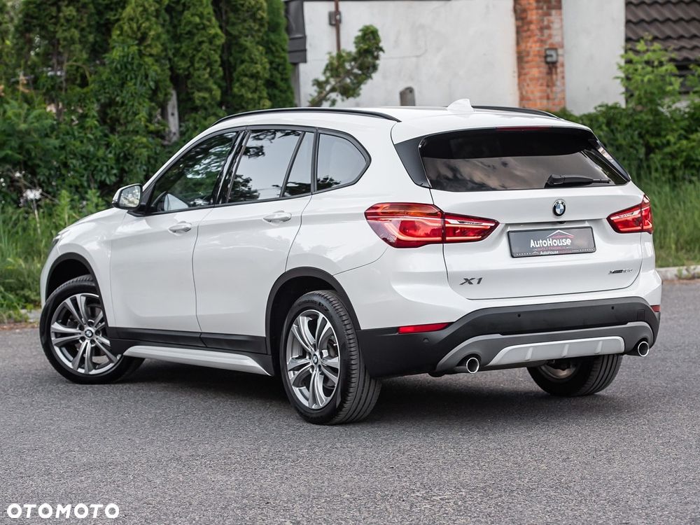 BMW X1 xDrive18d Business Edition sport - 12