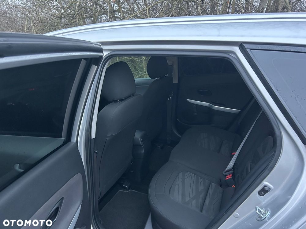 Kia Ceed 1.6 CRDi S - 10