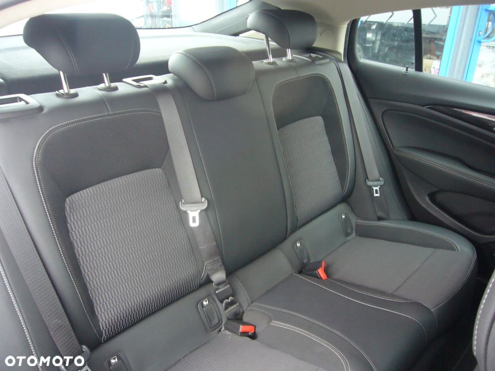 Opel Insignia 1.6 CDTI Elite S&S - 17