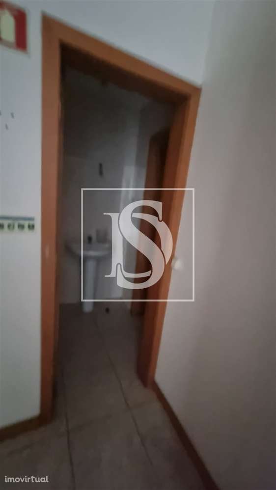 Loja  Venda em Vieira do Minho,Vieira do Minho - Grande imagem: 3/25