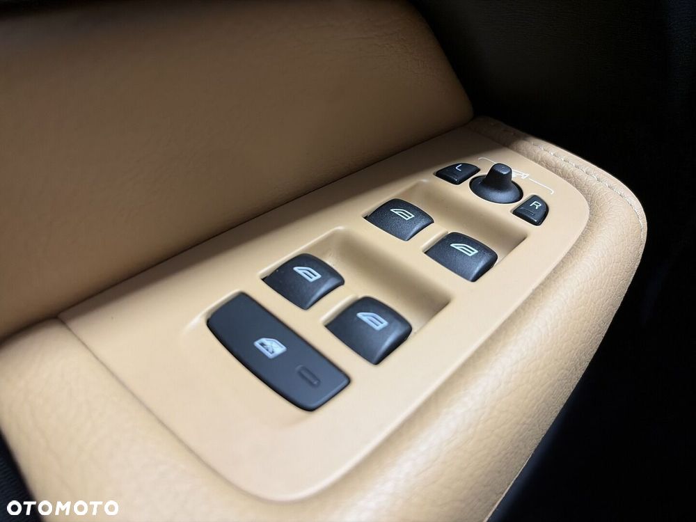 Volvo XC 60 - 22
