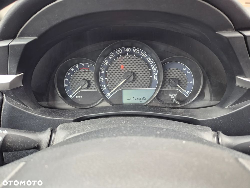 Toyota Corolla 1.33 Active - 8
