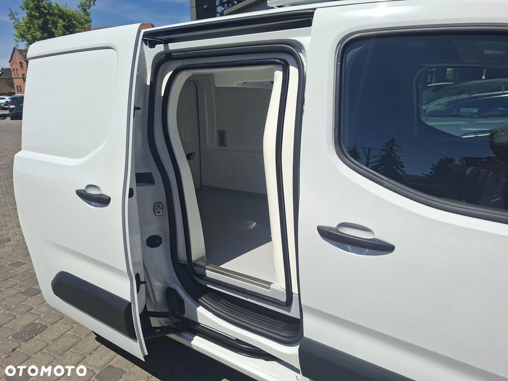 Toyota Proace City Standard 1.5 D-4D 130KM 8A/T Active - izoterma - 10