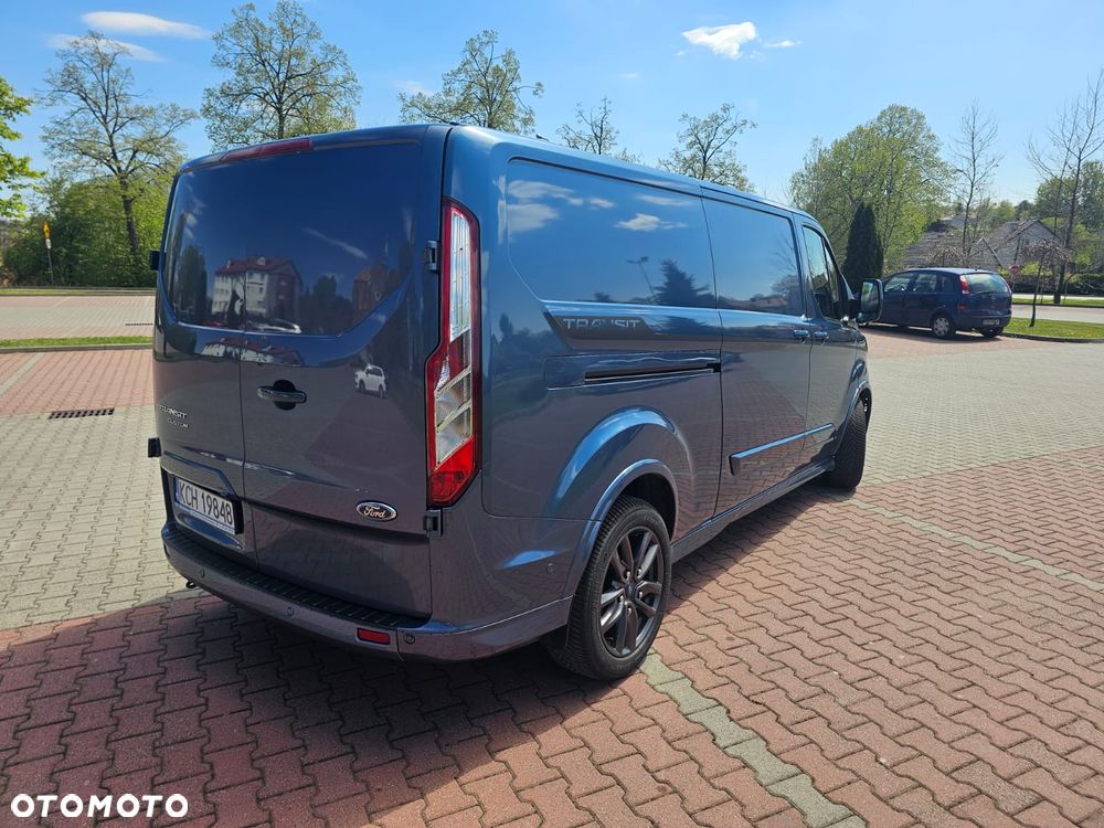 Ford CUSTOM SPORT - 9
