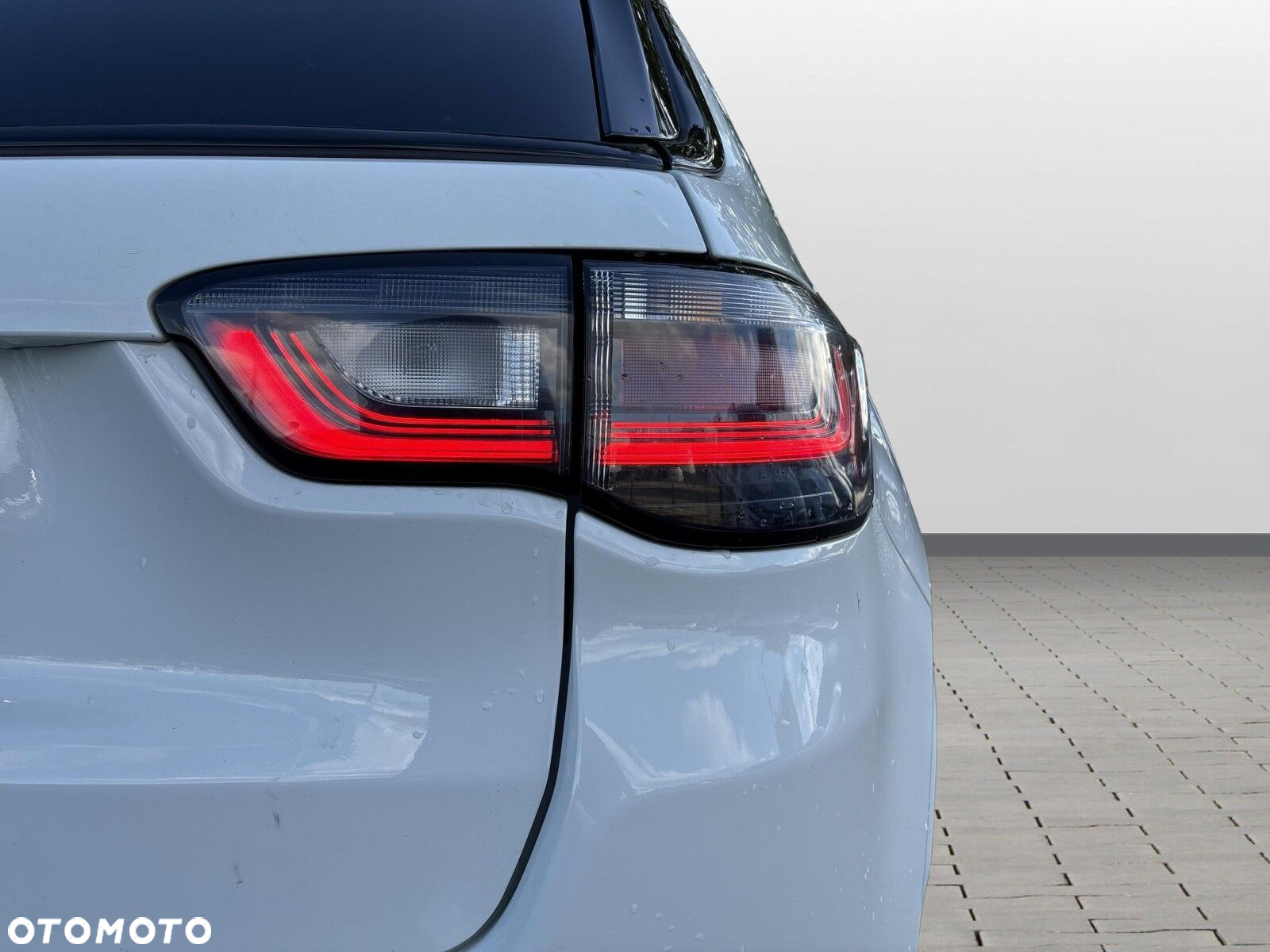 Jeep Compass - 36
