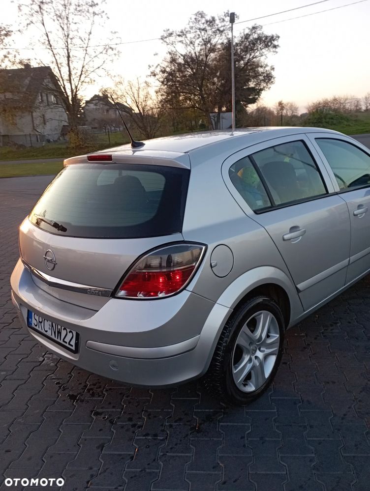 Opel Astra 2008 photo 3