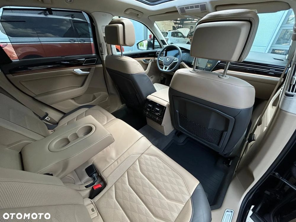 Volkswagen Touareg 3.0 V6 TDI SCR 4Mot - 9