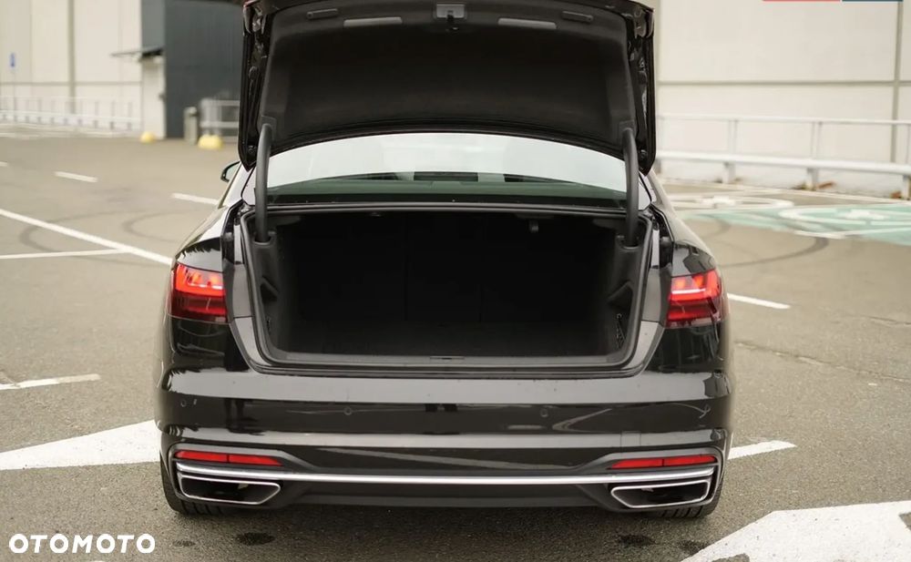 Audi A4 Limousine - 9