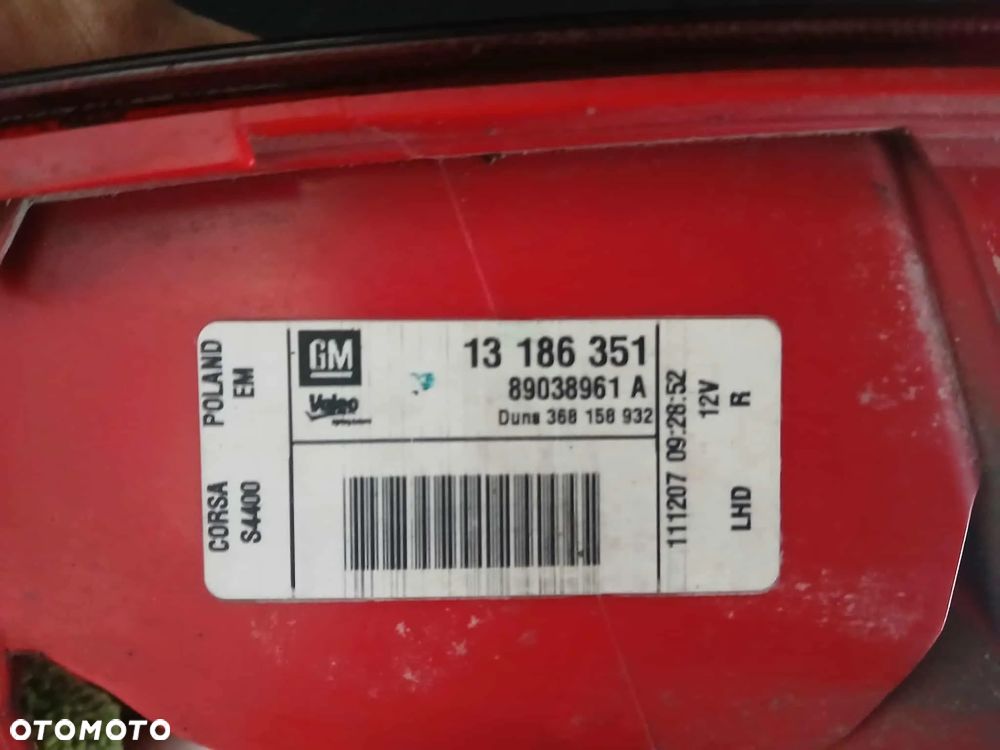 Opel Corsa D Lampa tylna prawa-uszkodzona - 5
