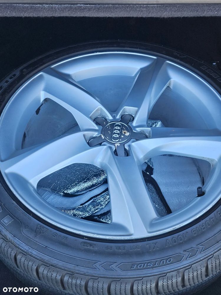 Audi A8 4.2 TDI Quattro - 1