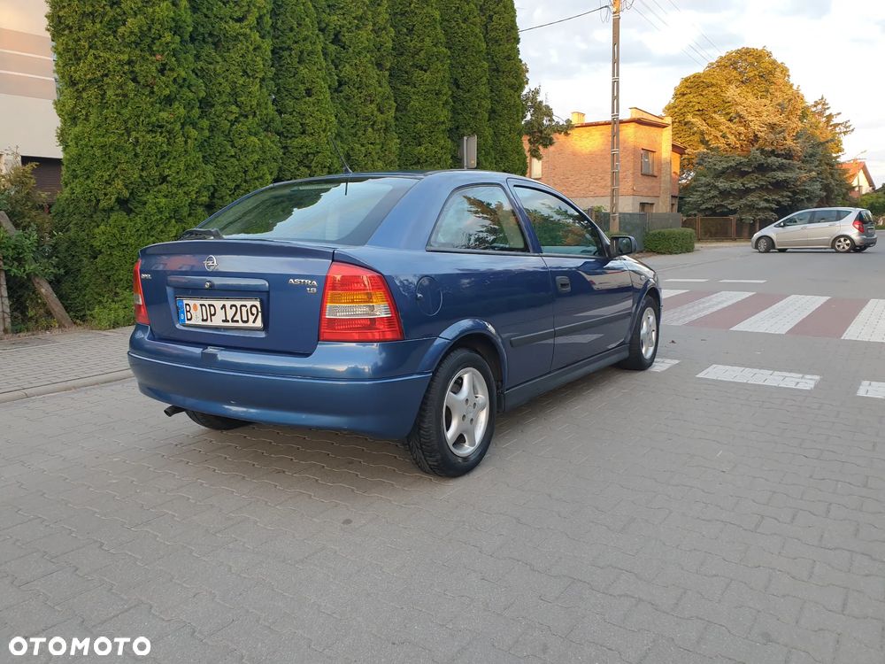 Opel Astra - 6