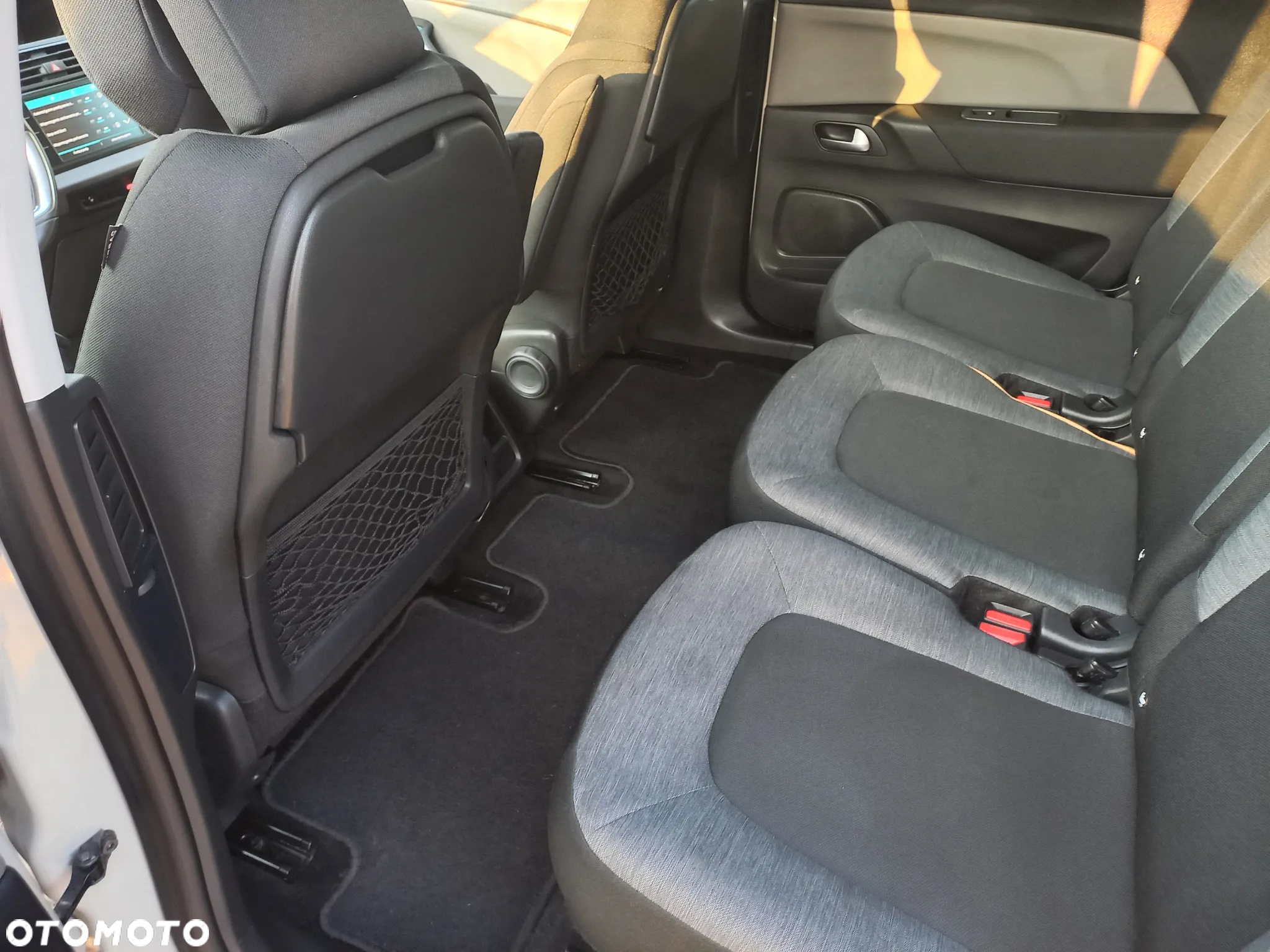 Citroën C4 SpaceTourer 1.2 PureTech Shine S&S - 19