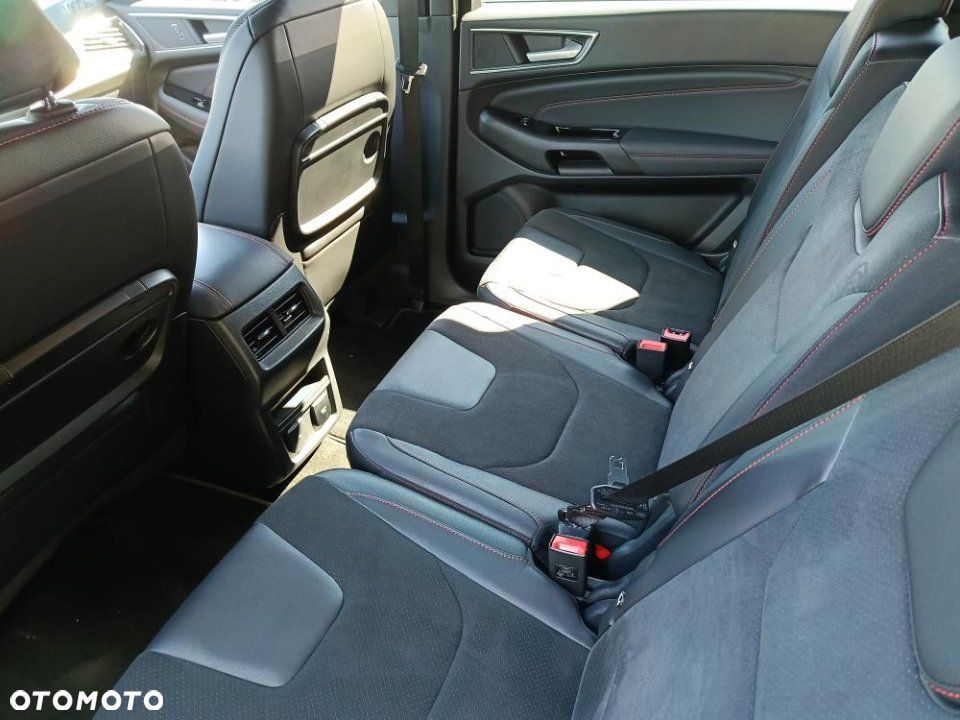 Ford S-Max - 20