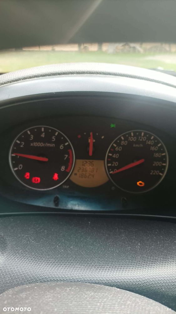 Nissan Micra - 7