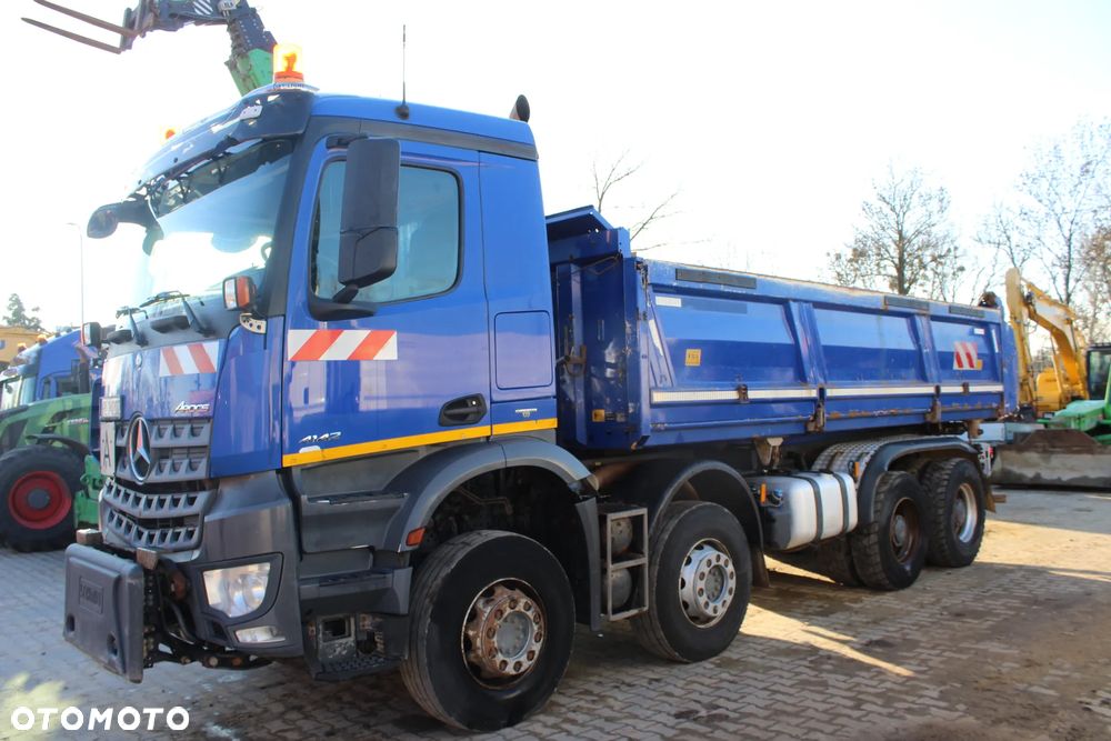 Mercedes-Benz Arocs 4142 Wywrotka` z Niemiec