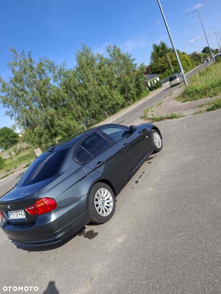 BMW Seria 3 320d - 12