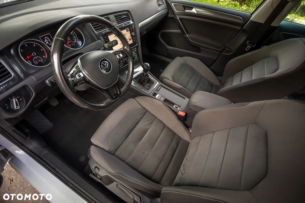 Volkswagen Golf 1.6 TDI (BlueMotion Technology) Comfortline - 18