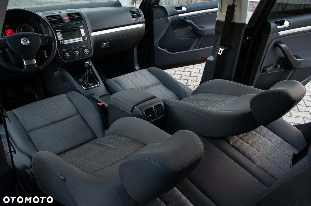 Volkswagen Golf 1.6 Tour Edition - 23
