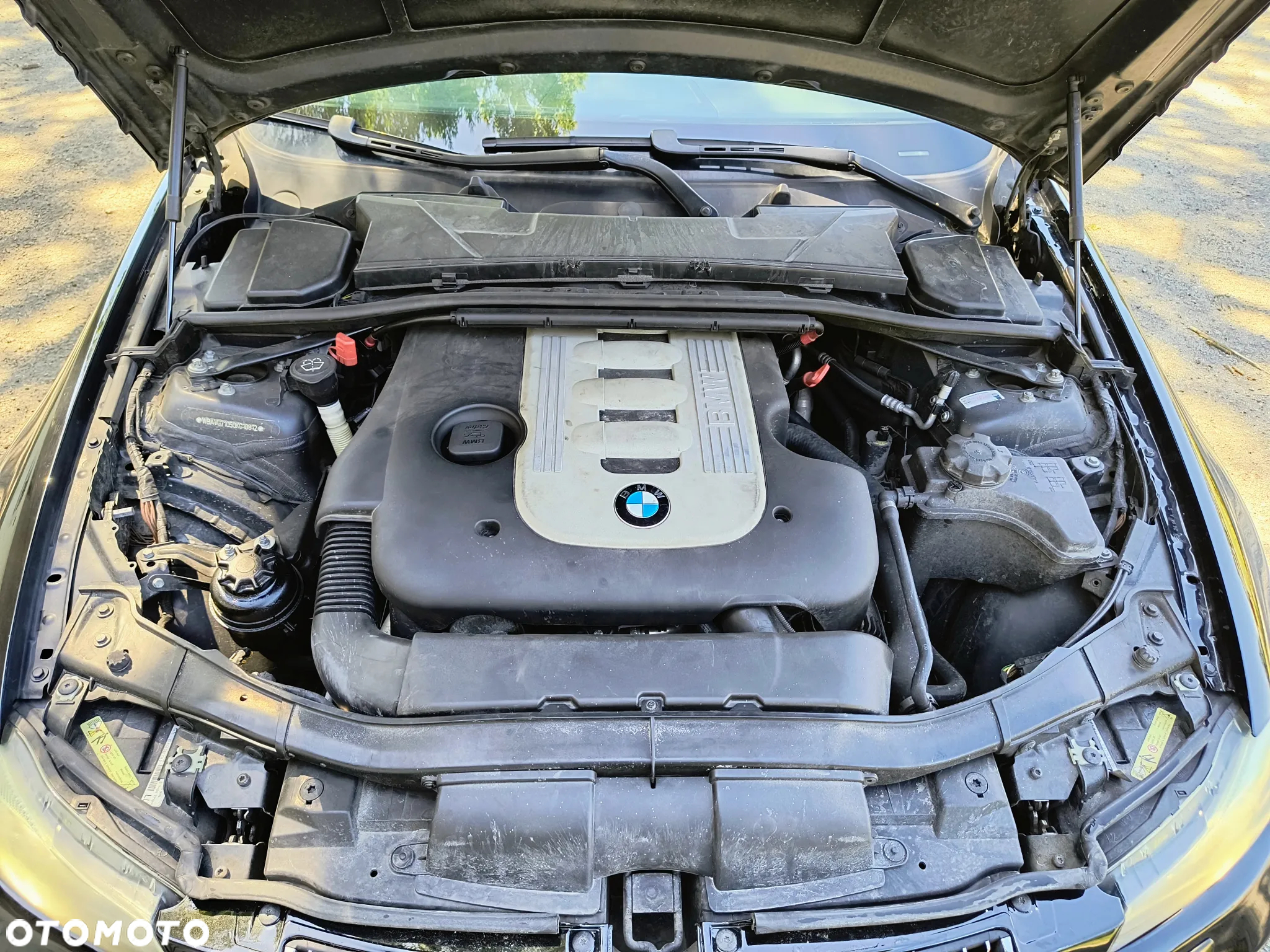 BMW Seria 3 325d - 27