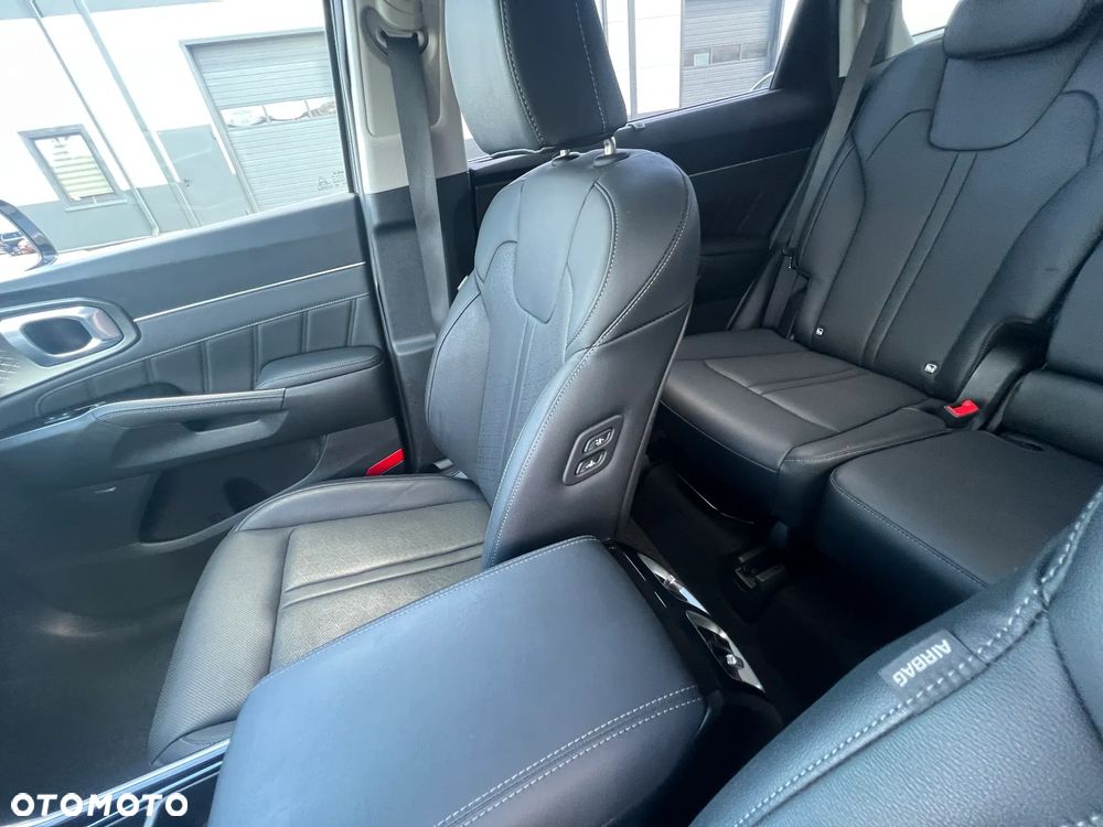Kia Sorento - 10