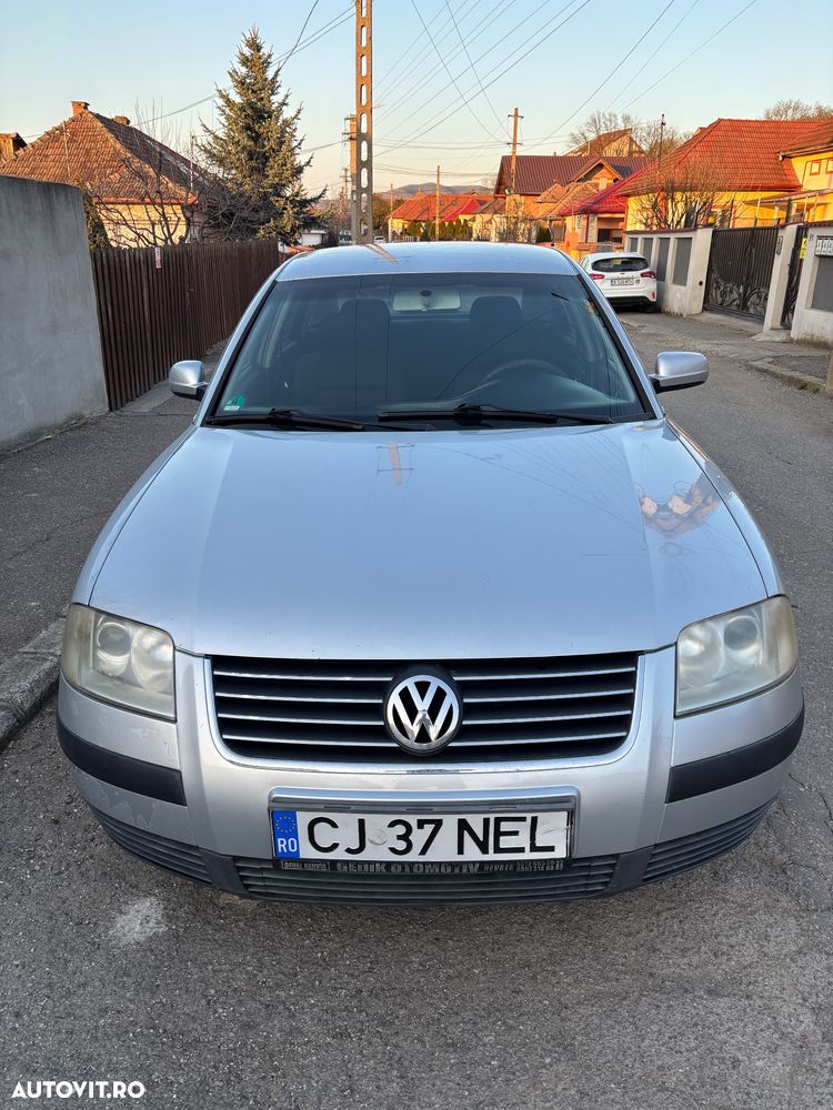 Volkswagen Passat Standard - 2