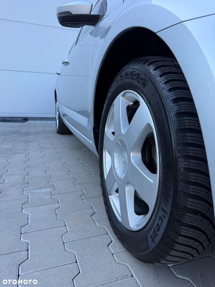 Skoda Octavia 1.4 TSI Style DSG - 4