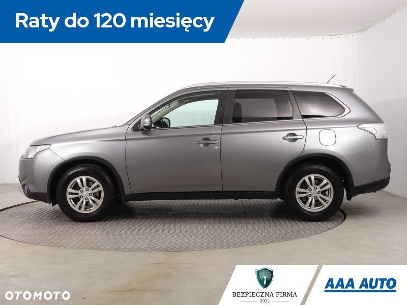 Mitsubishi Outlander - 4