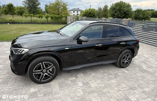Mercedes-Benz GLC 300 de 4-Matic AMG Line - 4