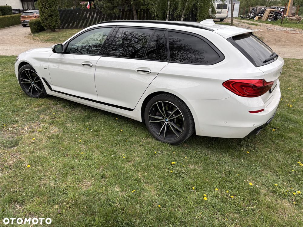 BMW Seria 5 520d Sport Line - 9