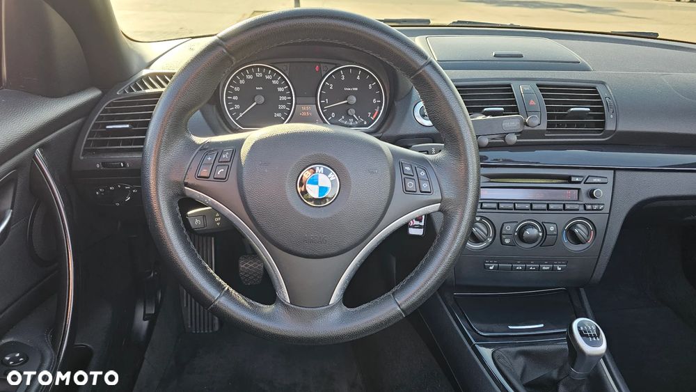BMW Seria 1 118i - 10