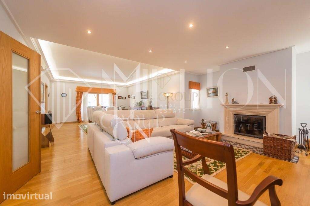 Moradia independente T4 + 1 com 3 suites, garagem e jardim na Quinta d - Grande imagem: 4/60