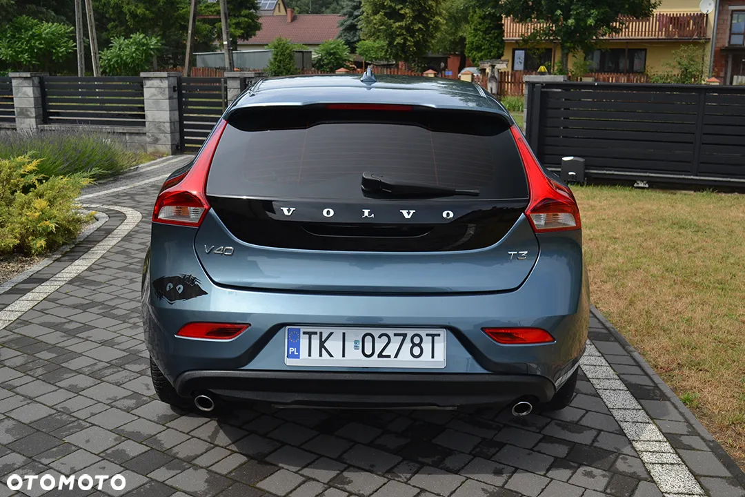 Volvo V40 T3 - 11