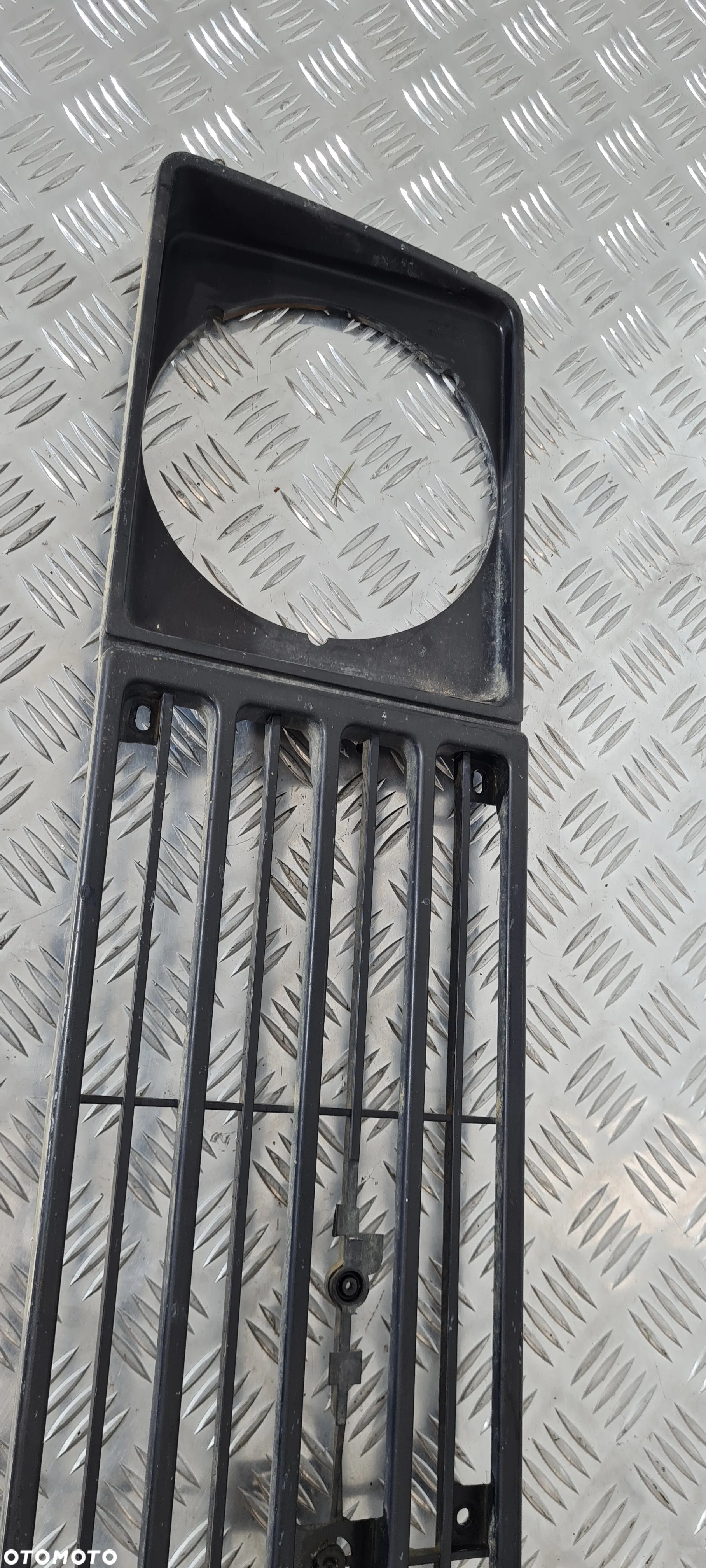 Suzuki Samurai Grill Atrapa - 4