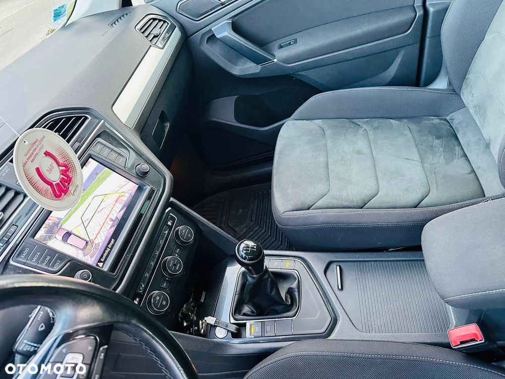 Volkswagen Tiguan 2.0 TDI SCR (BlueMotion Technology) Sound - 30