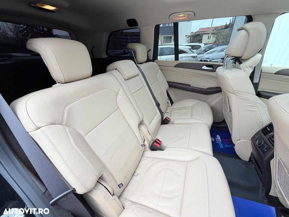 Mercedes-Benz GLS - 21