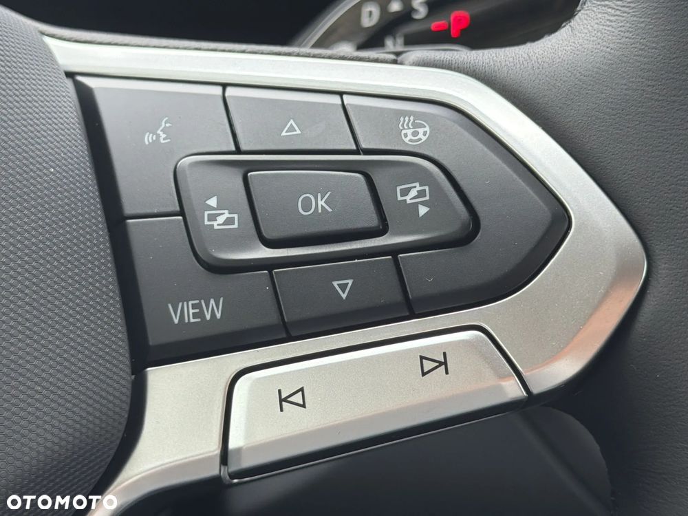 Volkswagen T-Roc 1.5 eTSI Life DSG - 26