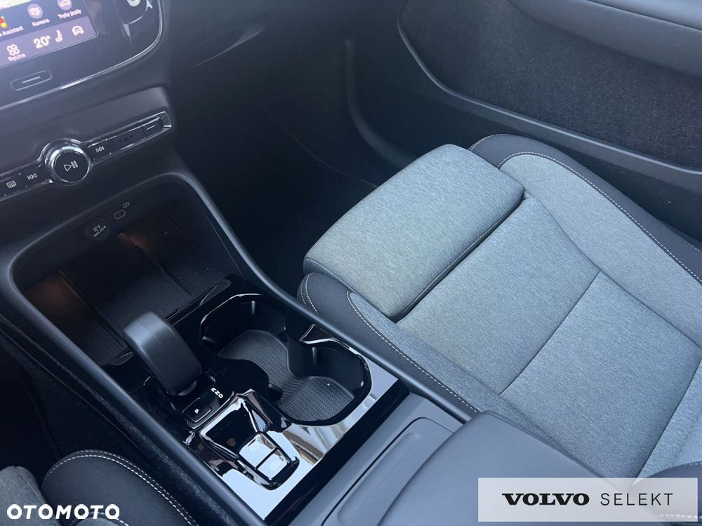 Volvo XC 40 - 16