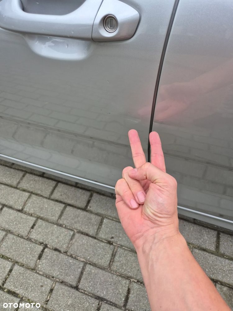 Kia Rio 1.2 M - 9