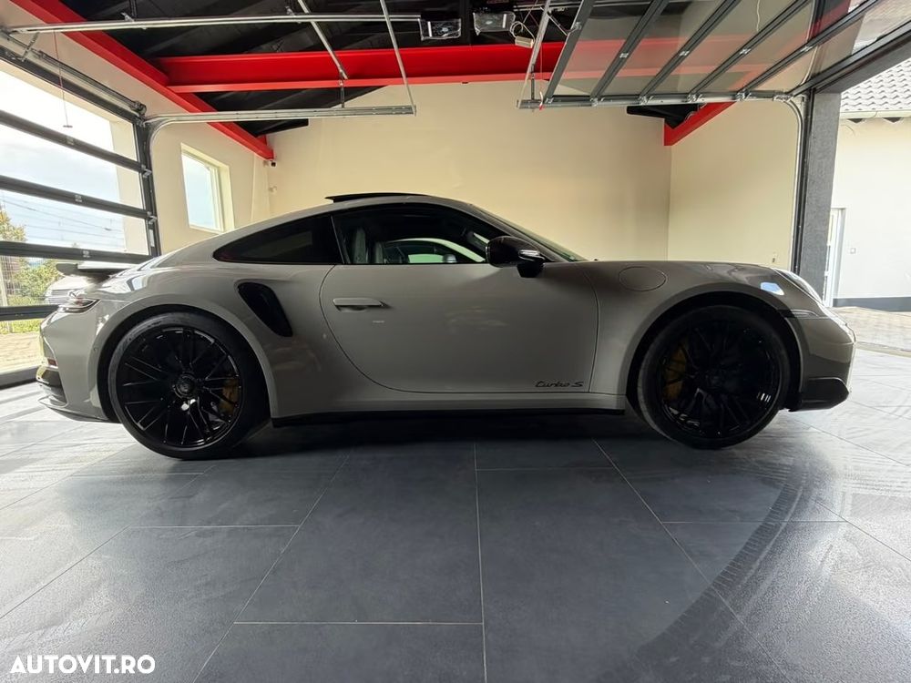 Porsche 992 TURBO S - 16