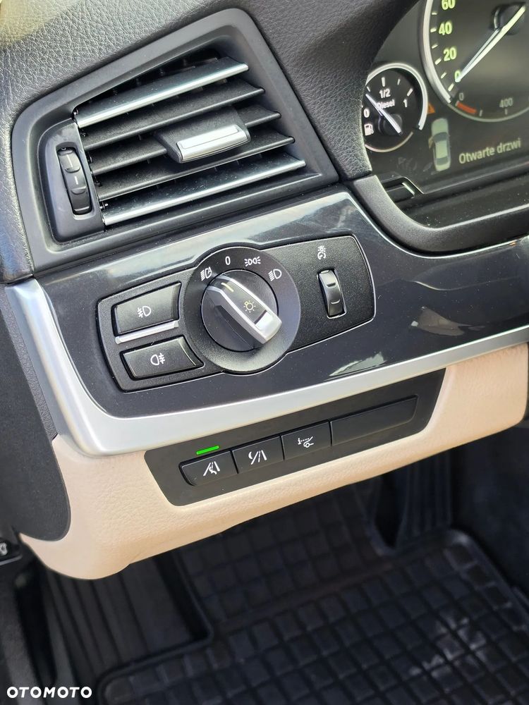 BMW Seria 5 520d - 17