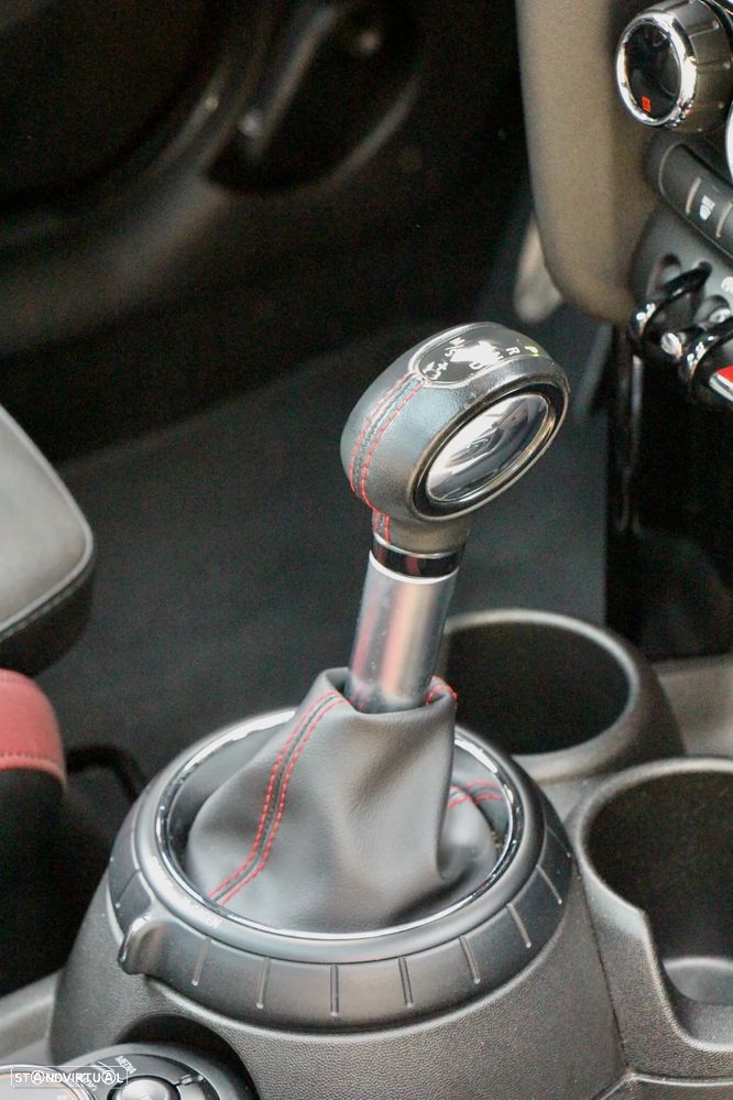 MINI 3 Portas John Cooper Works Auto Desportiva - 9