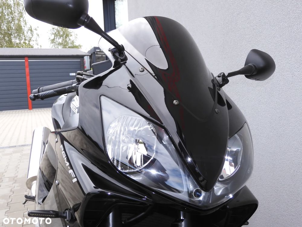 Honda CBR - 4