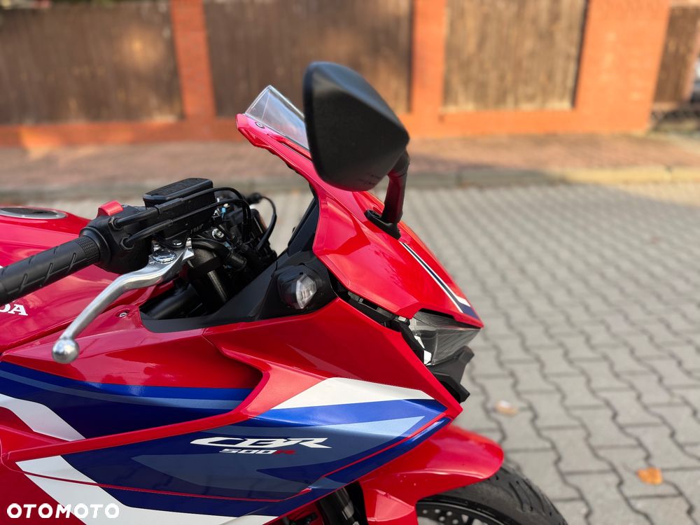 Honda CBR - 7