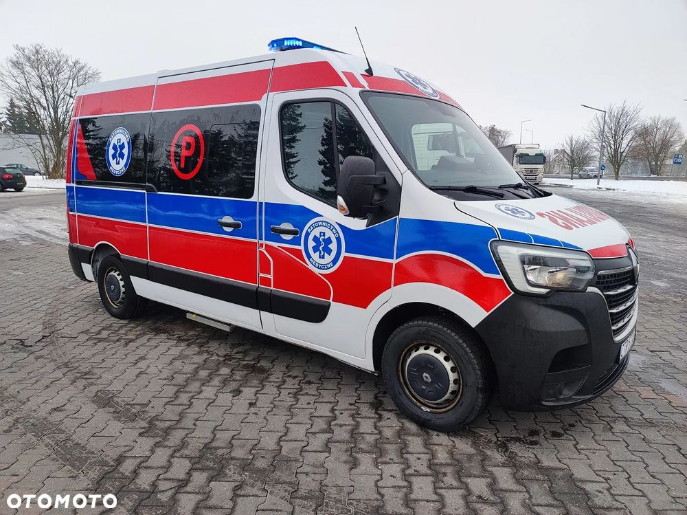 Renault Master Ambulans Karetka typ B/C - 6