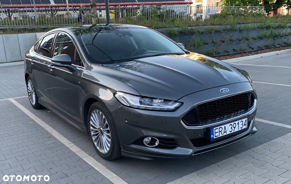 Ford Mondeo 2.0 TDCi ST-Line PowerShift - 4