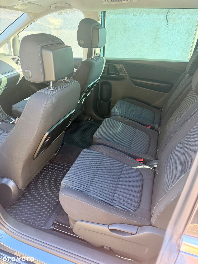 Volkswagen Sharan - 13