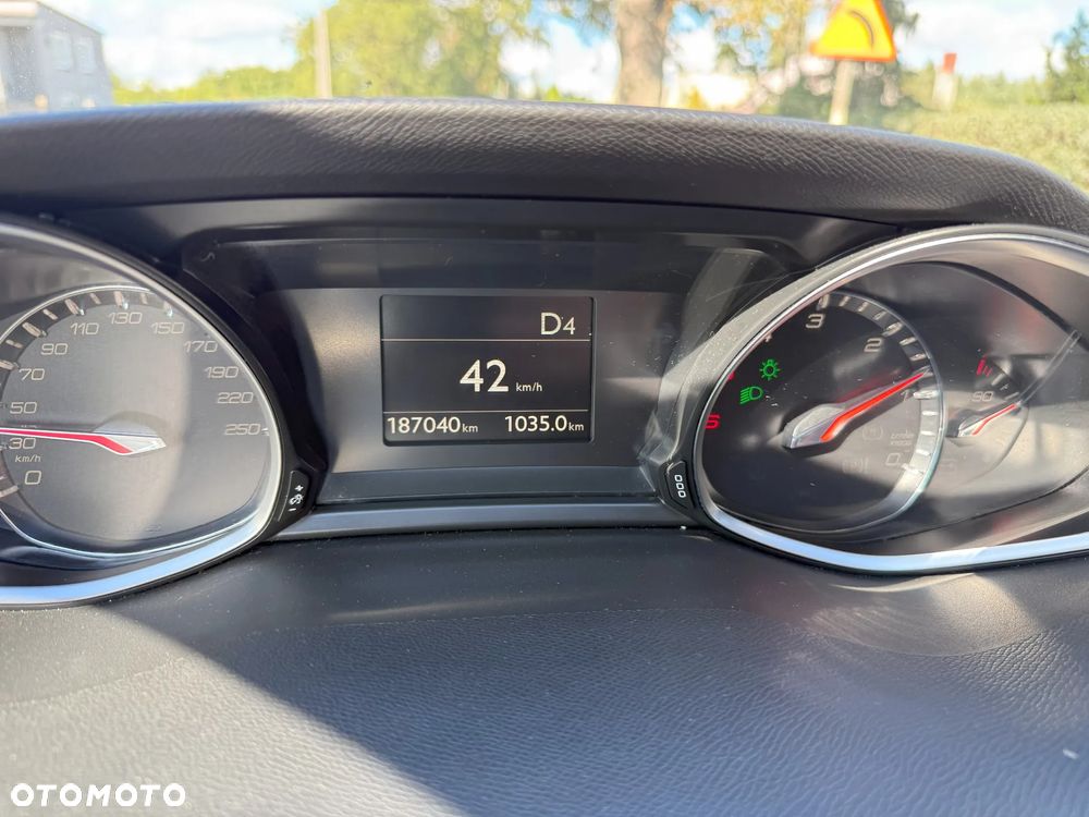 Peugeot 308 SW 1.5 BlueHDi Allure Pack S&S EAT8 - 16
