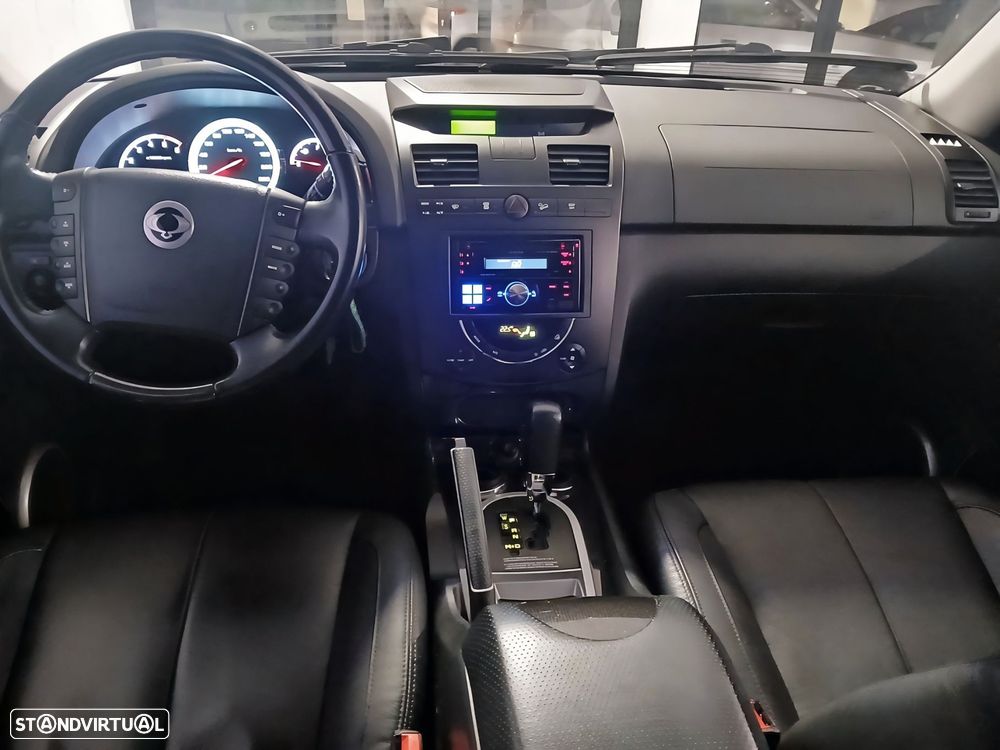 SsangYong Rexton 2.7 Xdi Limited Aut. - 2